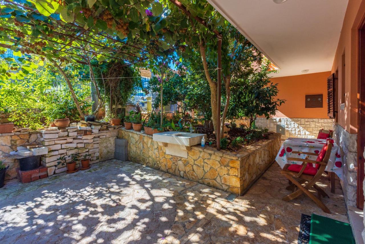 Apartments Villa Mavero Banjole Kültér fotó