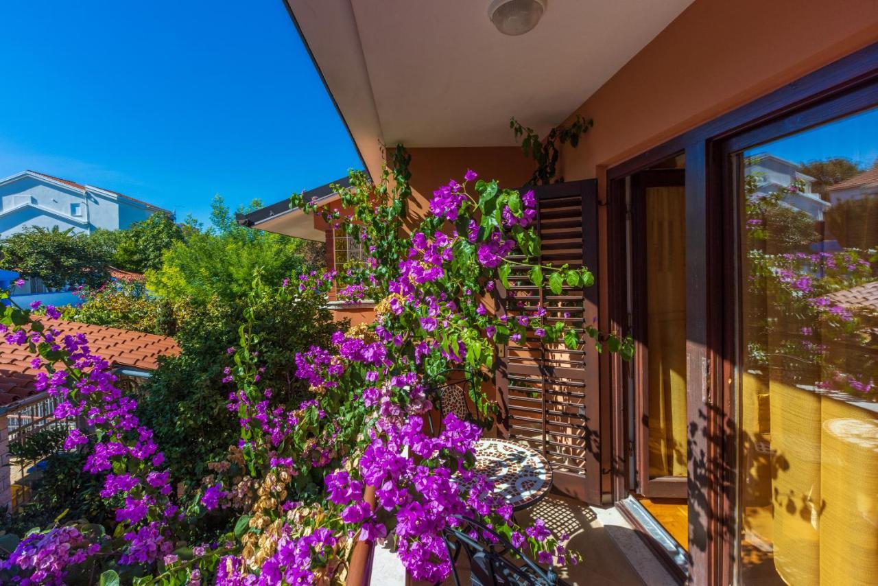 Apartments Villa Mavero Banjole Kültér fotó