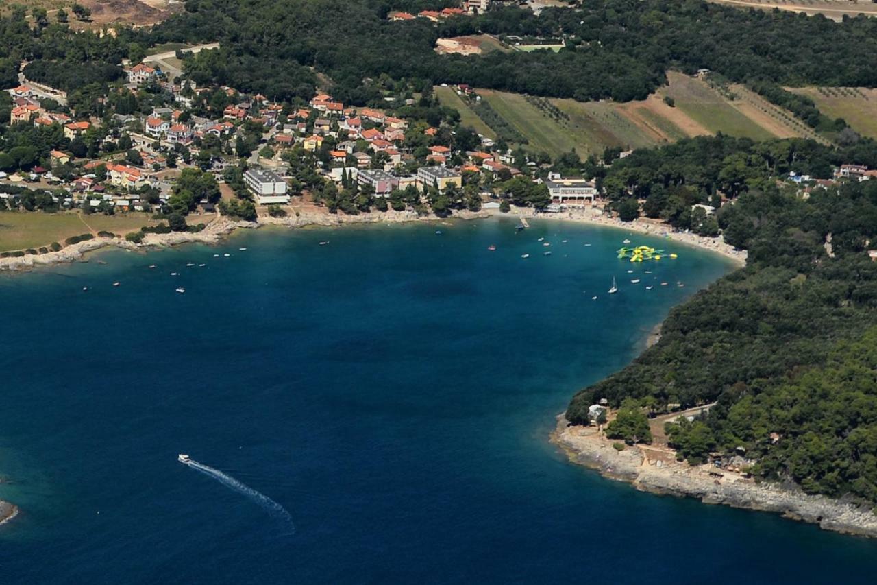 Apartments Villa Mavero Banjole Kültér fotó